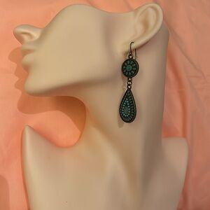 Turquoise in bronze metal earrings​